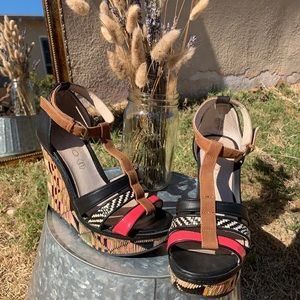Tribal wedges